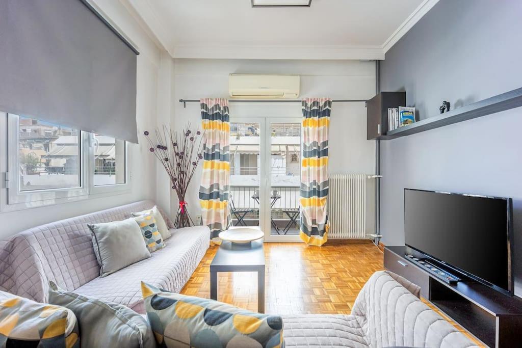 Apartment In The Middle Of Everything Atenas Exterior foto