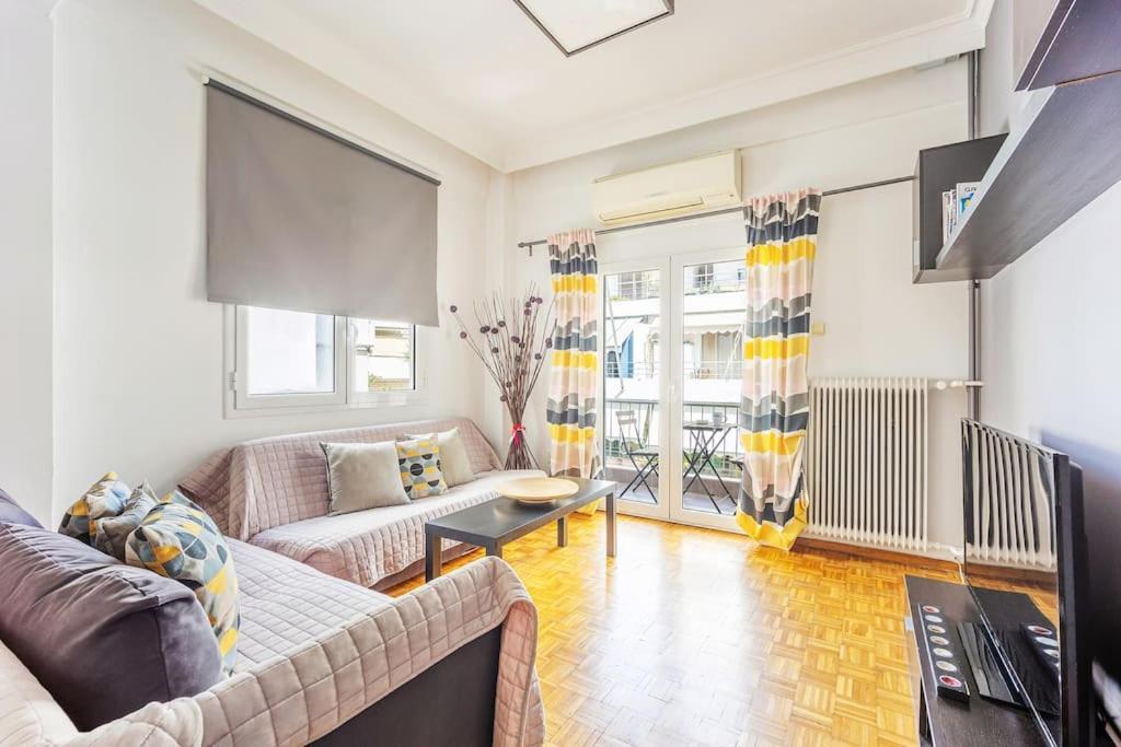 Apartment In The Middle Of Everything Atenas Exterior foto